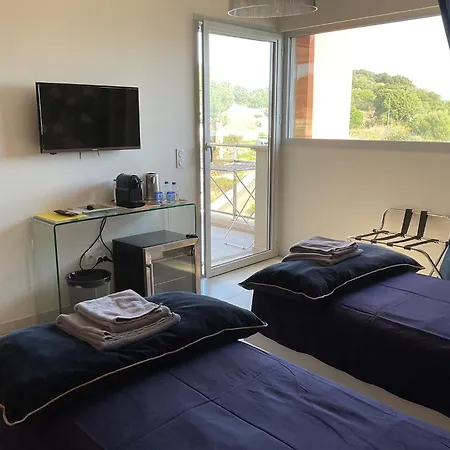 Maritime: Seaside Terrace With Private Parking Bed & Breakfast 4*