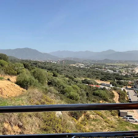 Frühstückspension Avec 2 D'hotes Pour 1 A 4 Personnes Avec Vue Mer, Terrasse, Parking Prive, Proche Port Et Aeroport, Petit Dejeuner Inclus